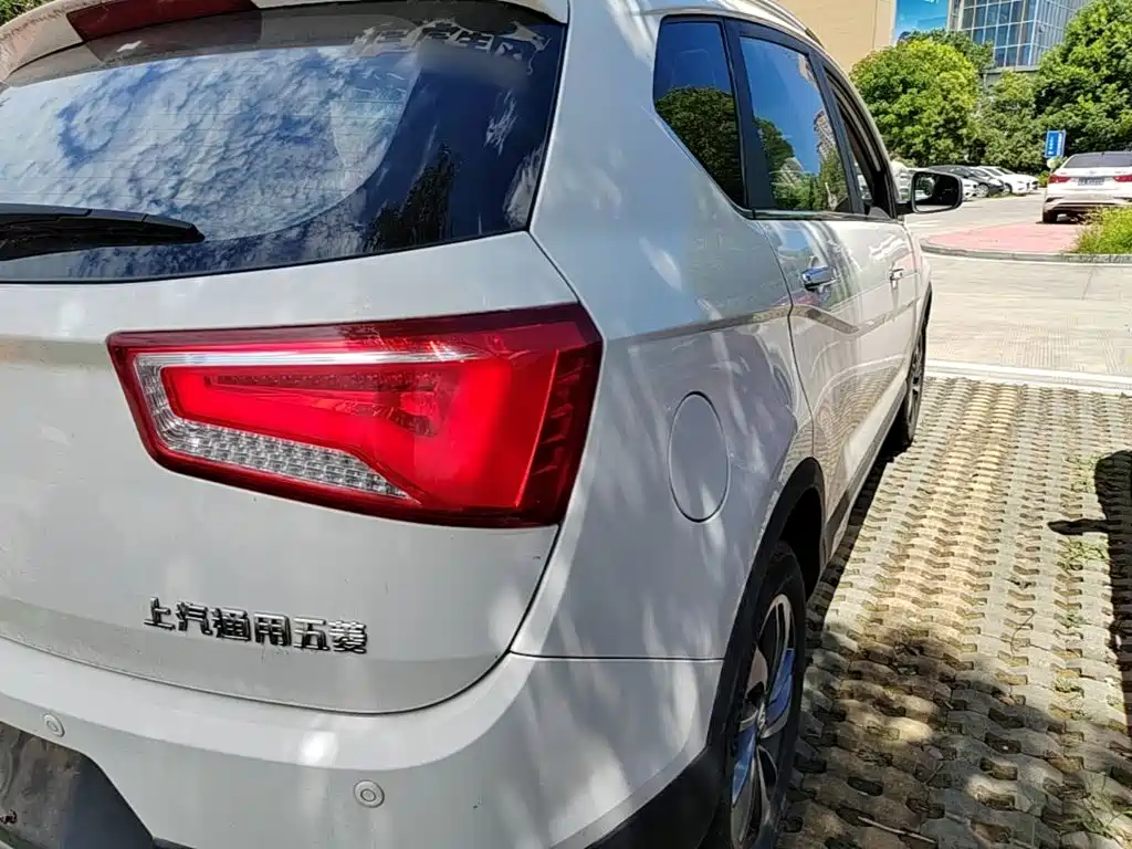 Baojun 560 2018 2016 1.8L iAMT Luxury