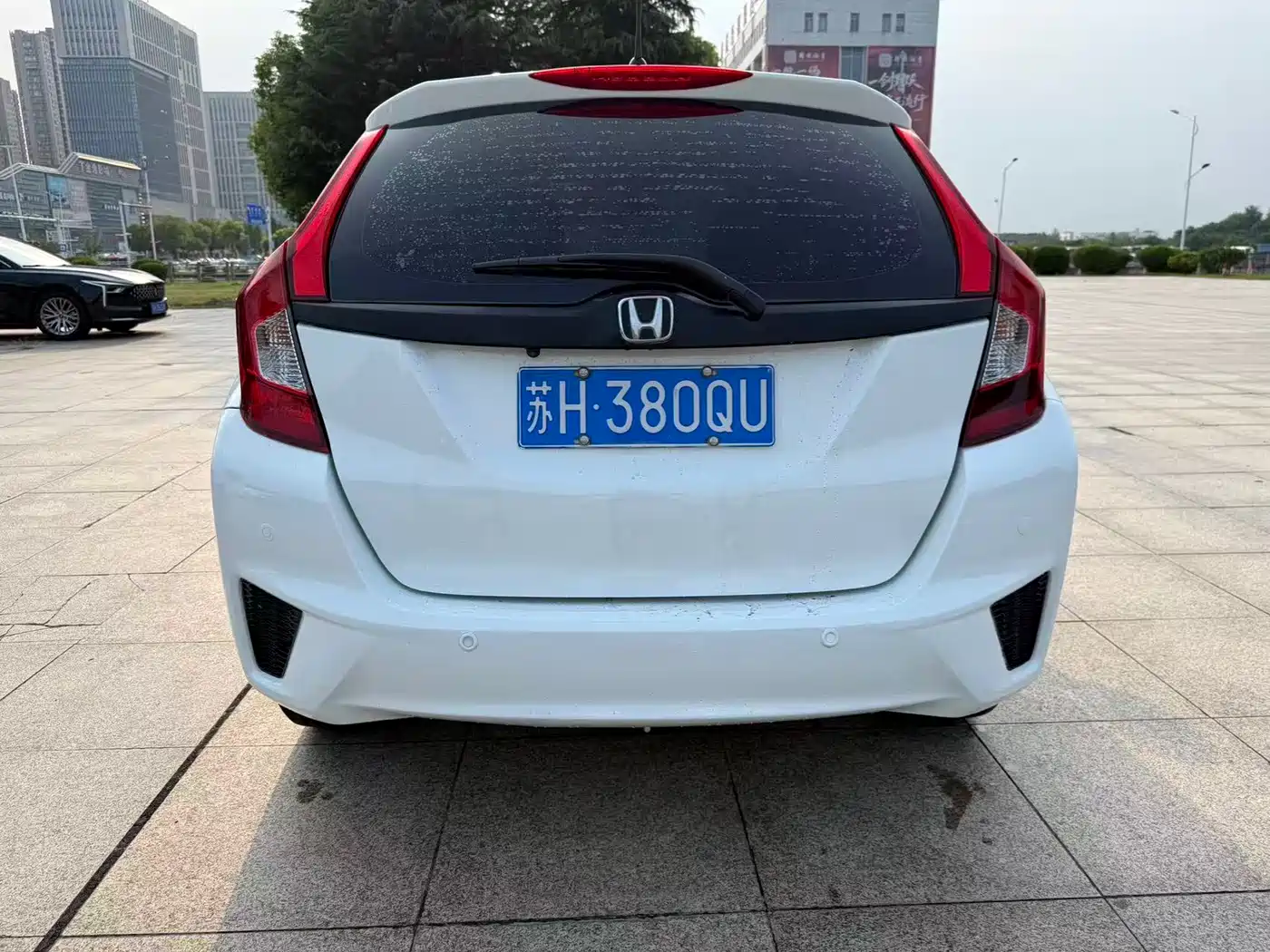 Photo 8 - Honda Fit