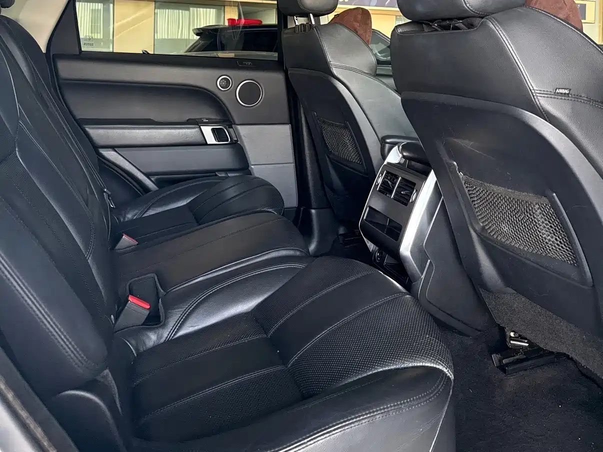 Фото 6 - Land Rover Range Rover Sport