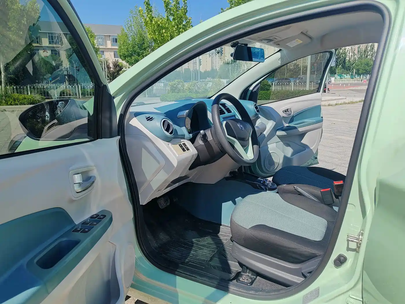 Changan Benben E-Star 2022 2021 National Edition Colorful Version LFP (31.18kWh)