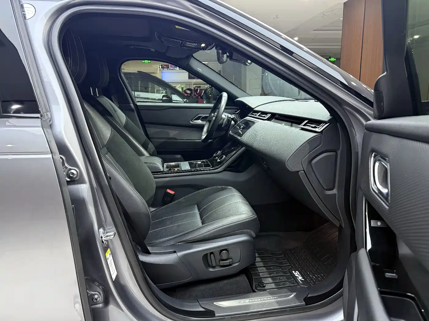 Land Rover Range Rover Velar 2020 P250 R-DYNAMIC S фото 10