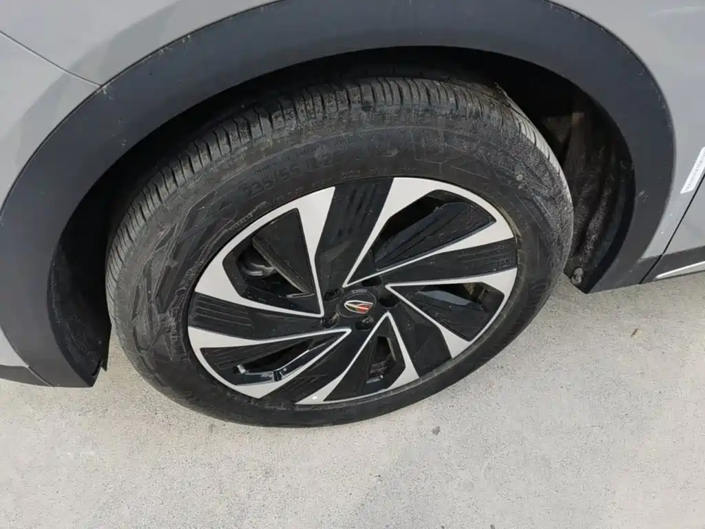 Photo 23 - Hongqi HS7 PHEV
