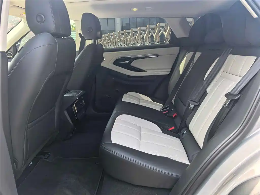 Land Rover Range Rover Evoque 2024 2023 Range Rover Evoque L 249PS Luxury Edition