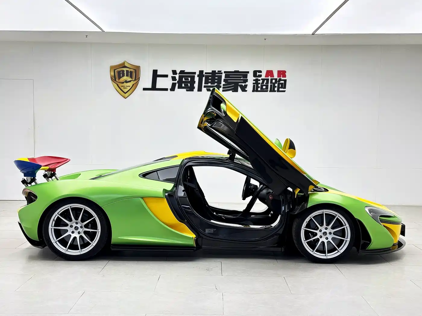 McLaren P1 2014 2014 3.8T Standard