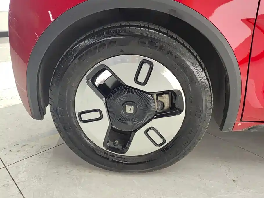 Baojun E300 2021 2020 Plus Stellar Smart Fun Edition