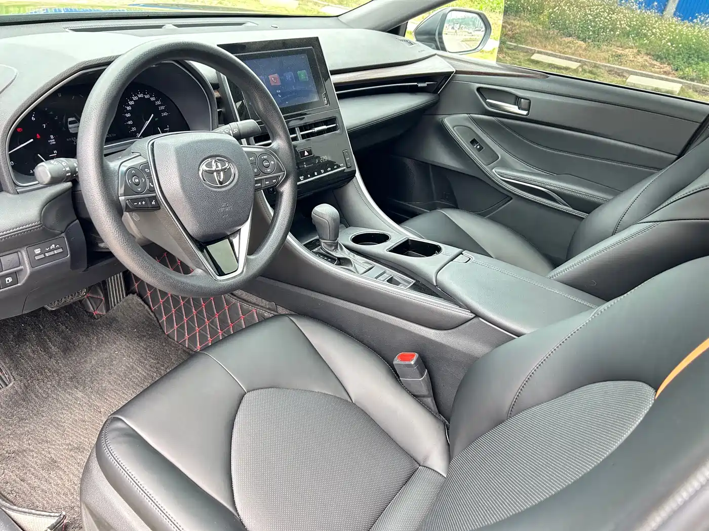 Toyota Avalon 2022 2.0L Progressive Edition фото 14