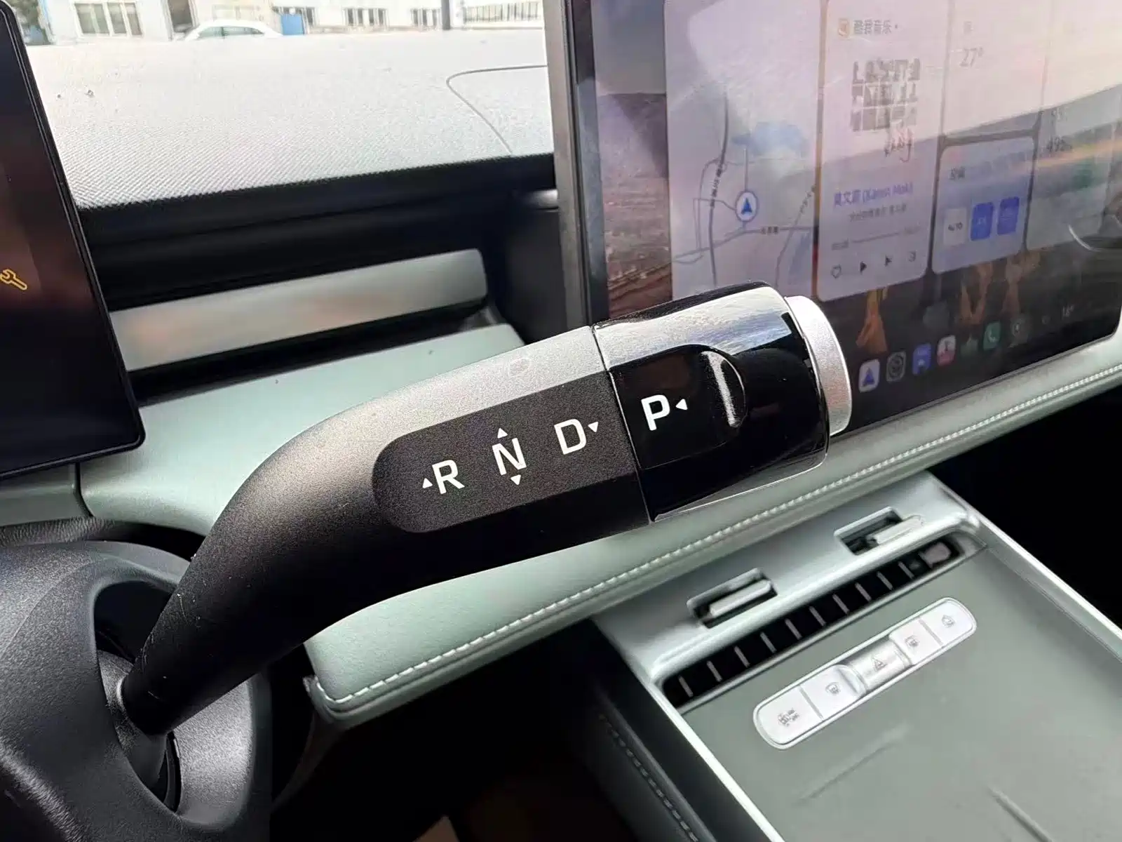 Фото 26 - Roewe D6