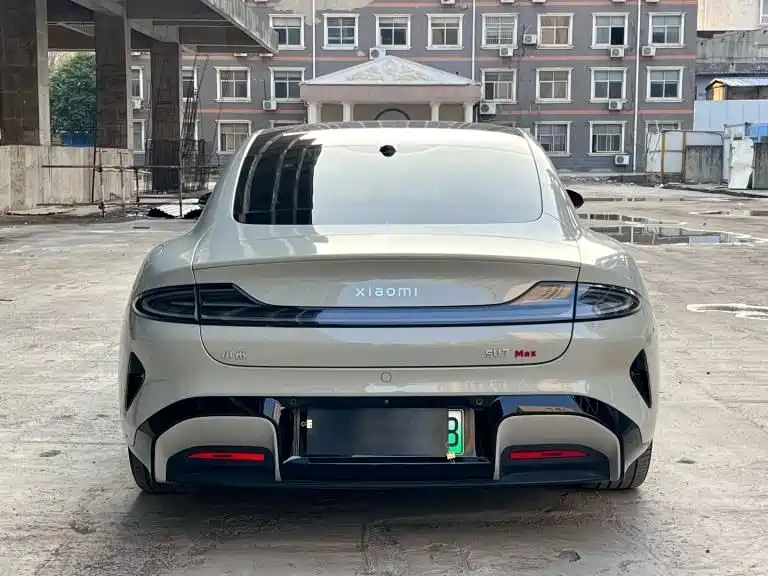 XIAOMI CAR XIAOMI SU7