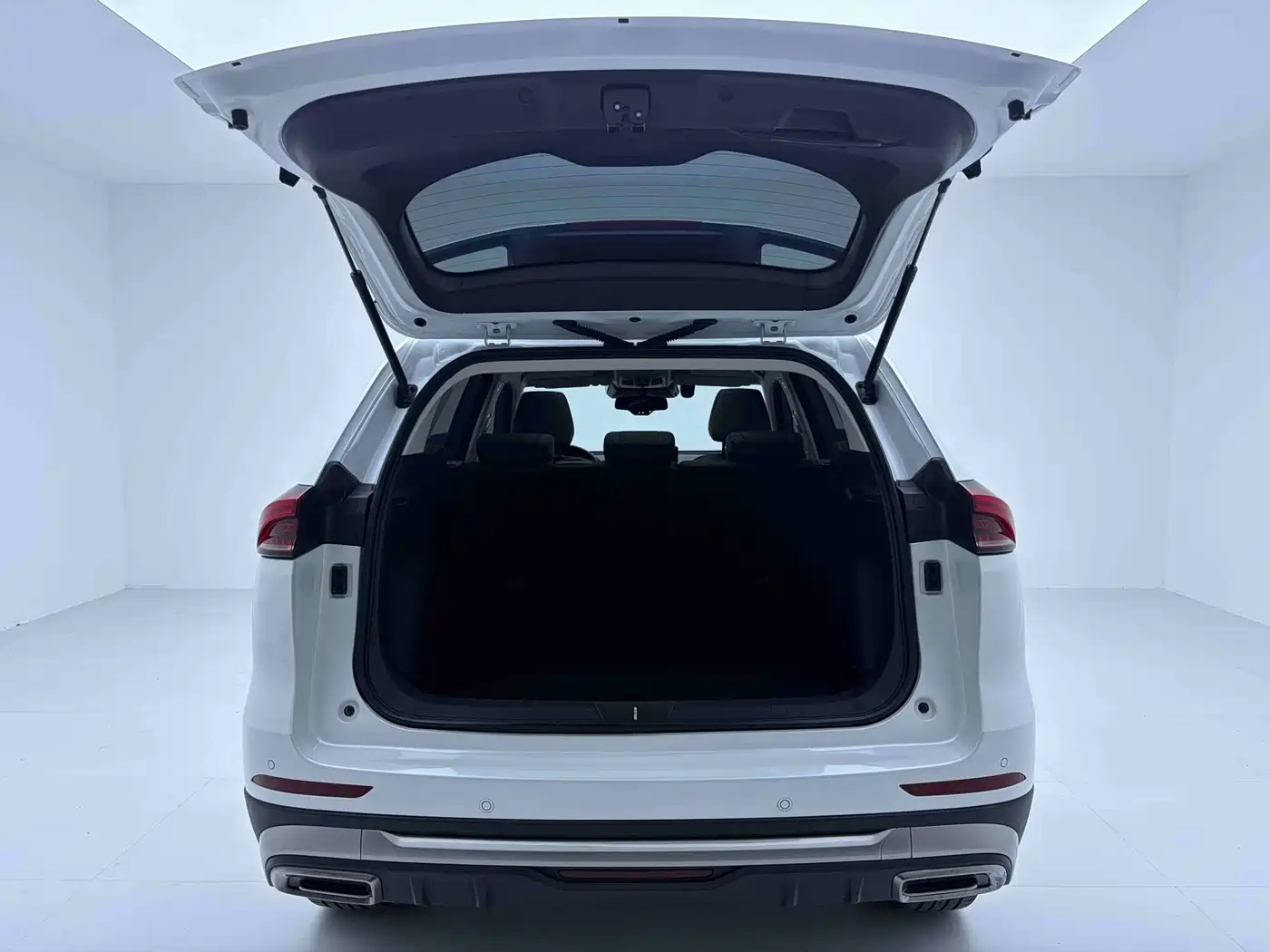 Photo 13 - Haval H6