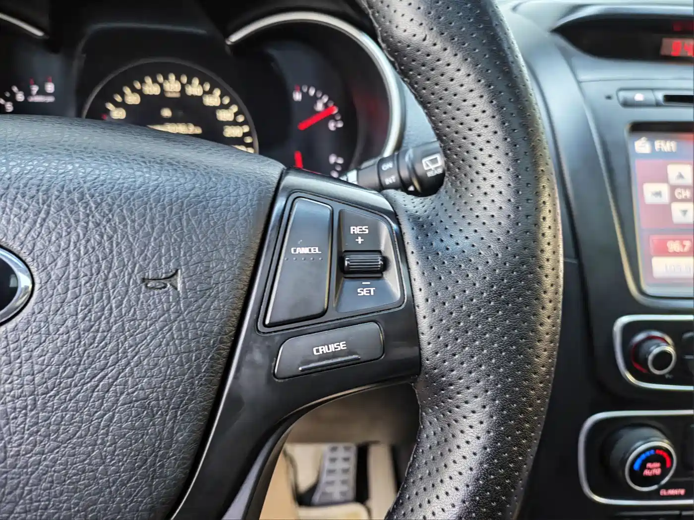 Kia Sorento 2013 2013 2.4L 5-seat Gasoline Supreme Edition
