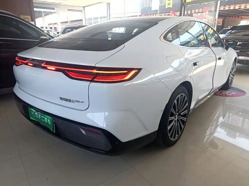 Geely Galaxy Galaxy Xingyao 8 2025 2025 130km EM-P Explorer Edition