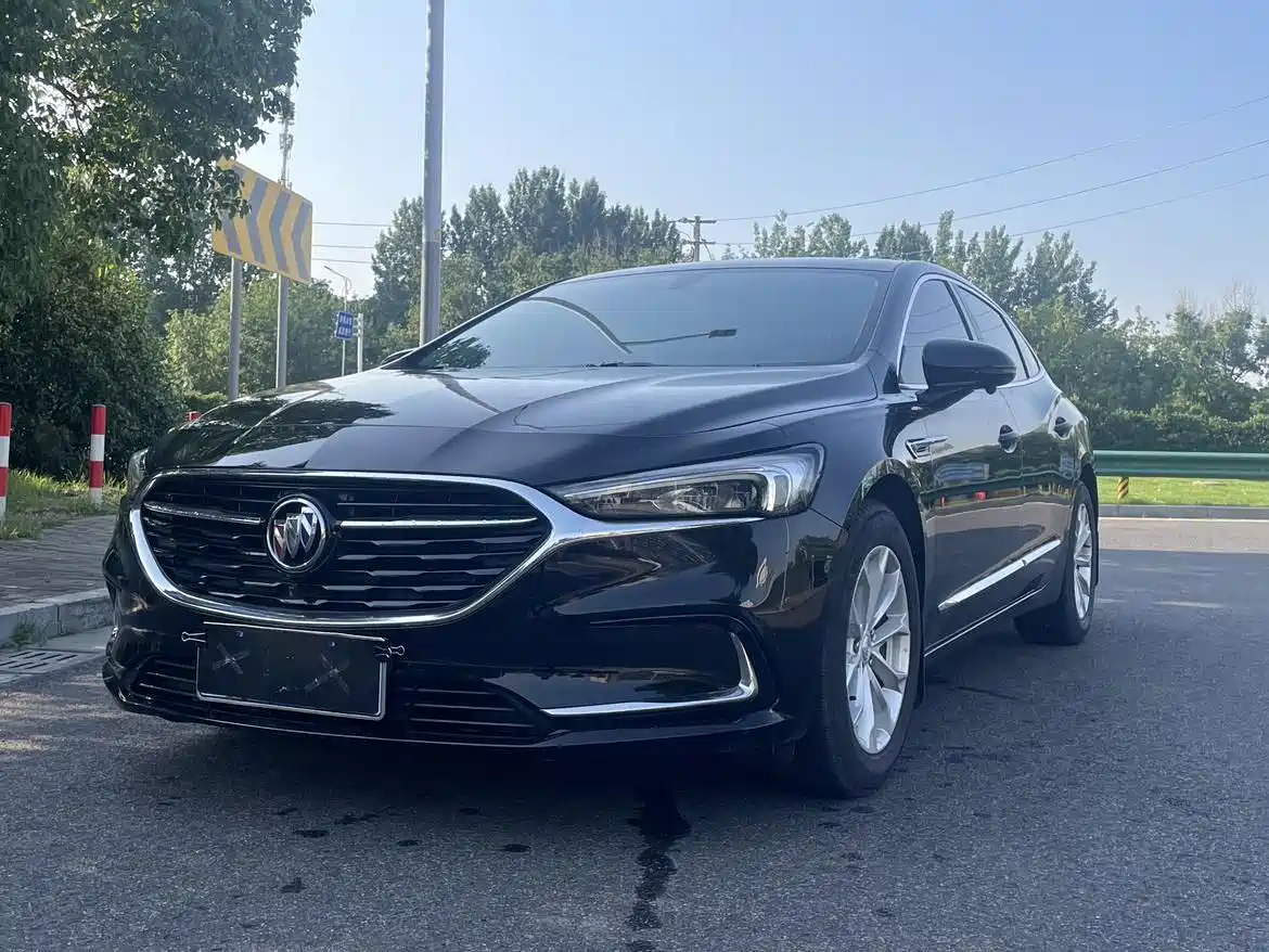 BUICK LACROSSE