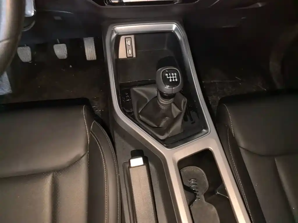 Wuling Motors Wuling Jiachen 2024 2022 1.5L Manual Free Comfort