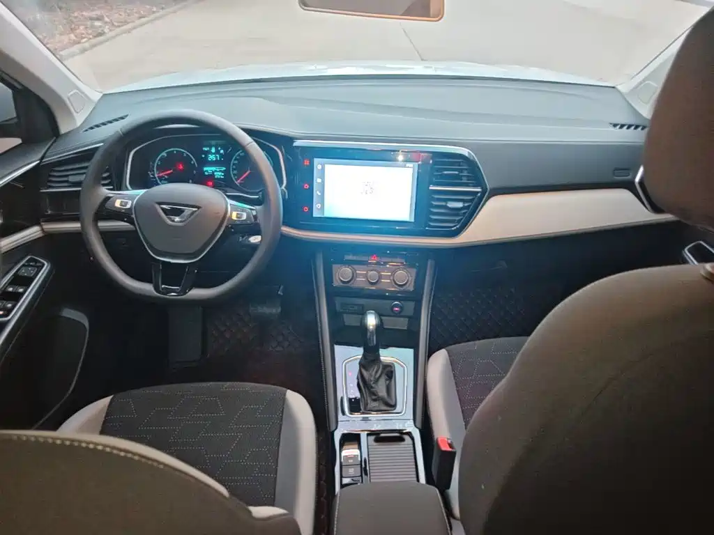 Фото 10 - Jetta VS5