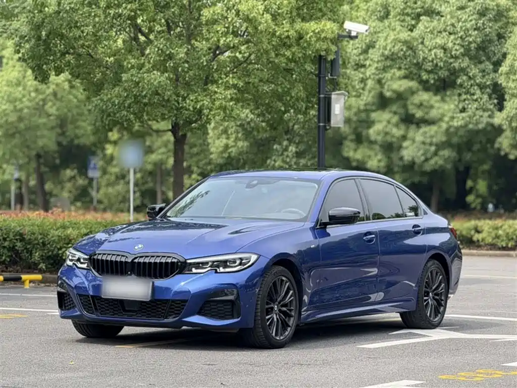 BMW 3 Series 2022 Facelift 330Li xDrive M Sport Shadow Edition