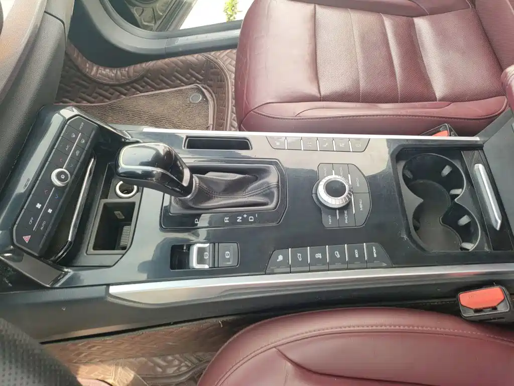 WEY VV7 2018 2017 2.0T Flagship