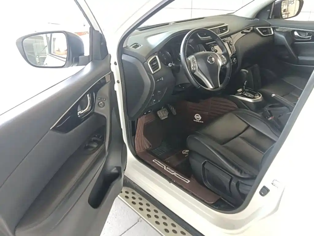 صورة 16 - Nissan Qashqai