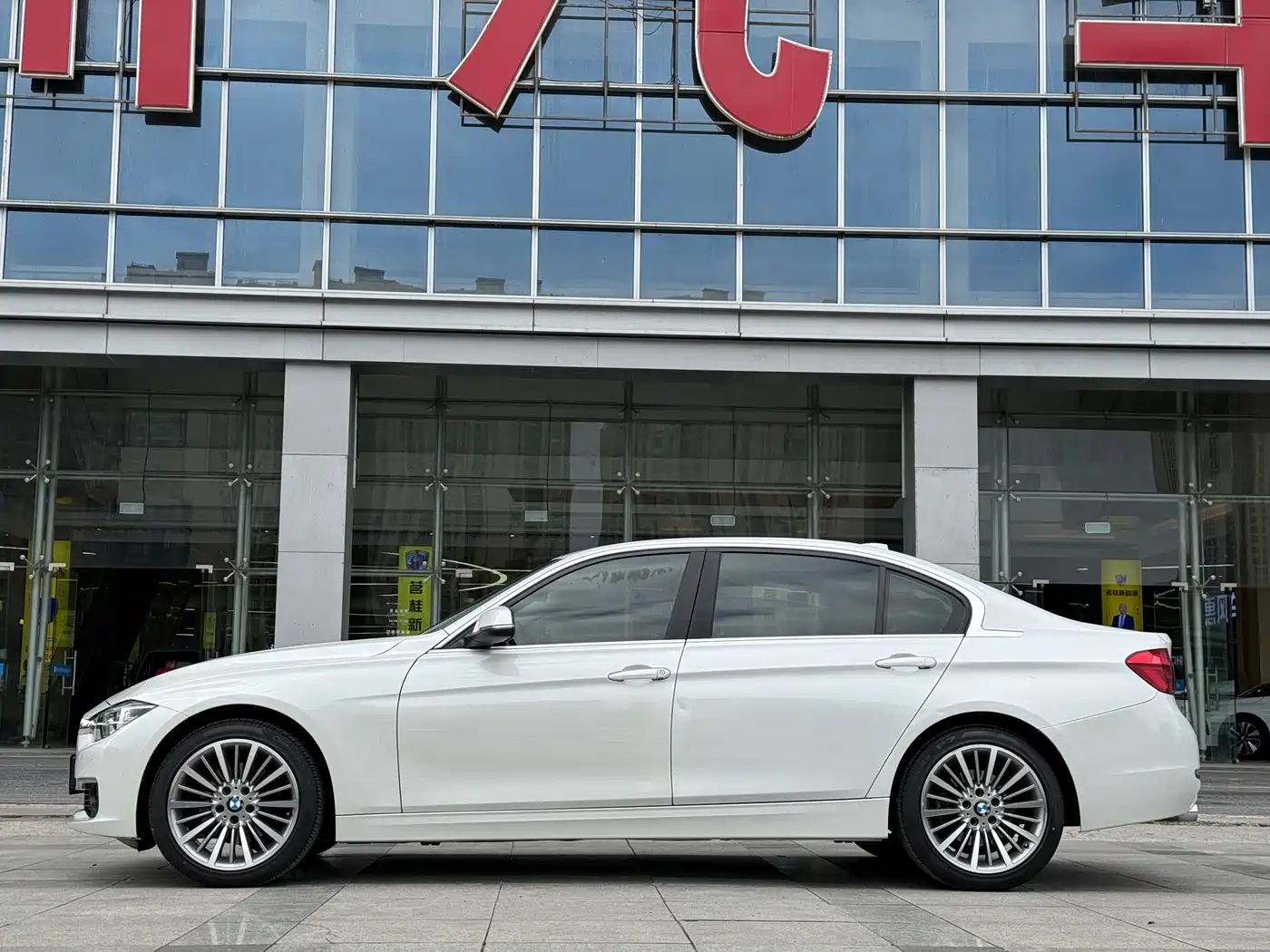 BMW 3 Series 2019 320Li Fashion Type фото 3