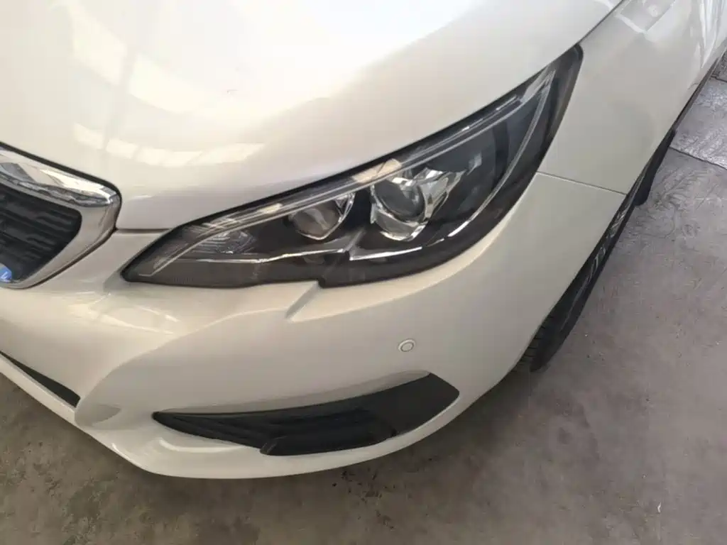 Peugeot 308 2018 2018 1.6L Auto Fashion Edition