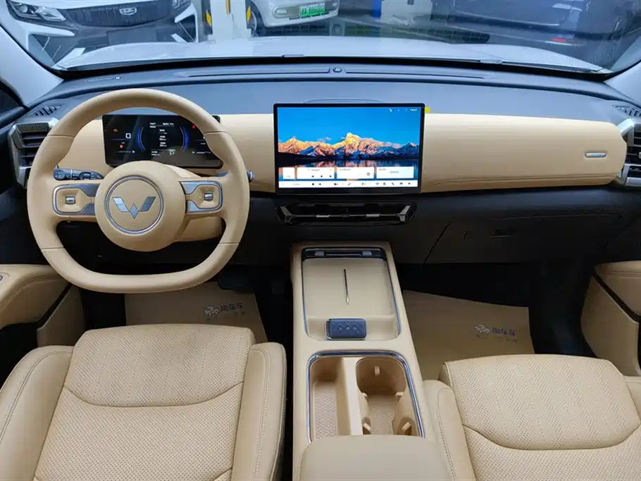 Wuling Motors Starlight 560 NEV 2026 2025 Model Plug-in Hybrid Version 5-seater