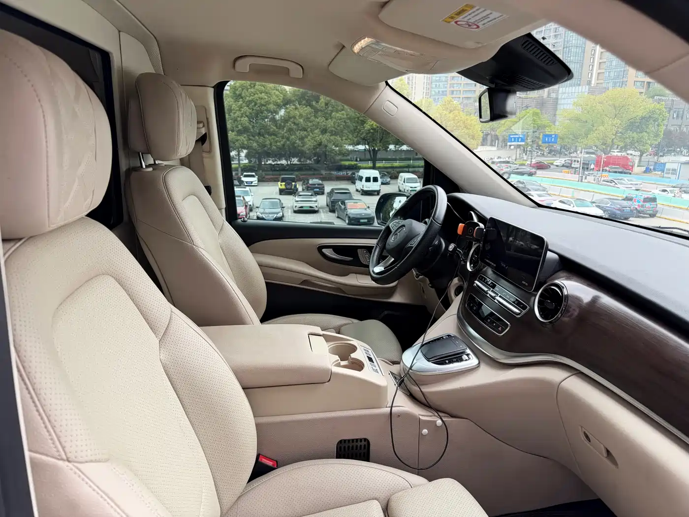 MERCEDES-BENZ V CLASS