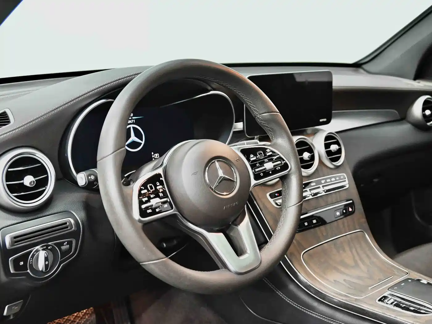 Mercedes-Benz GLC 2020 Facelift GLC 260 L 4MATIC Luxury фото 34