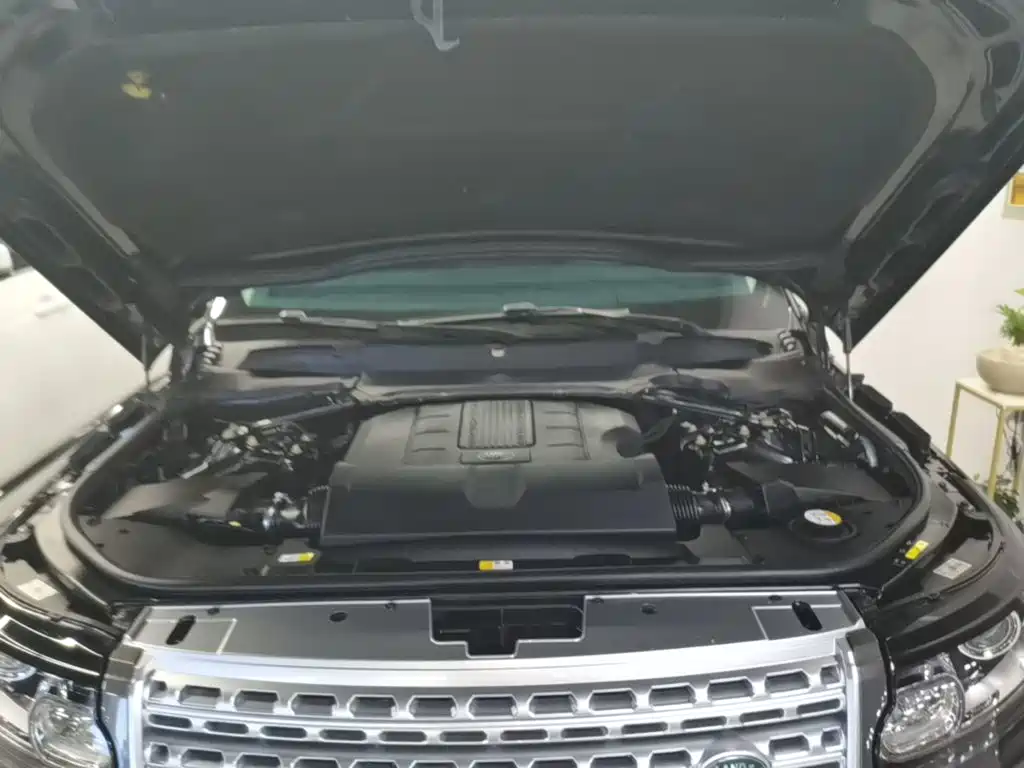 Фото 20 - Land Rover Range Rover