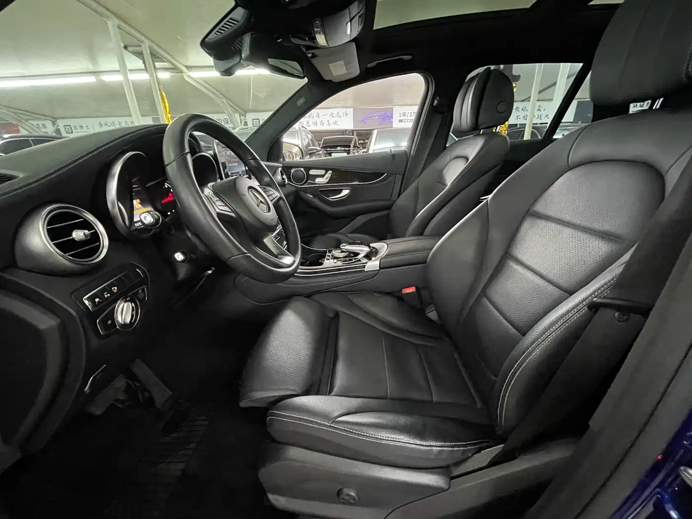 Mercedes-Benz GLC 2017 GLC 260 4MATIC Luxury фото 9