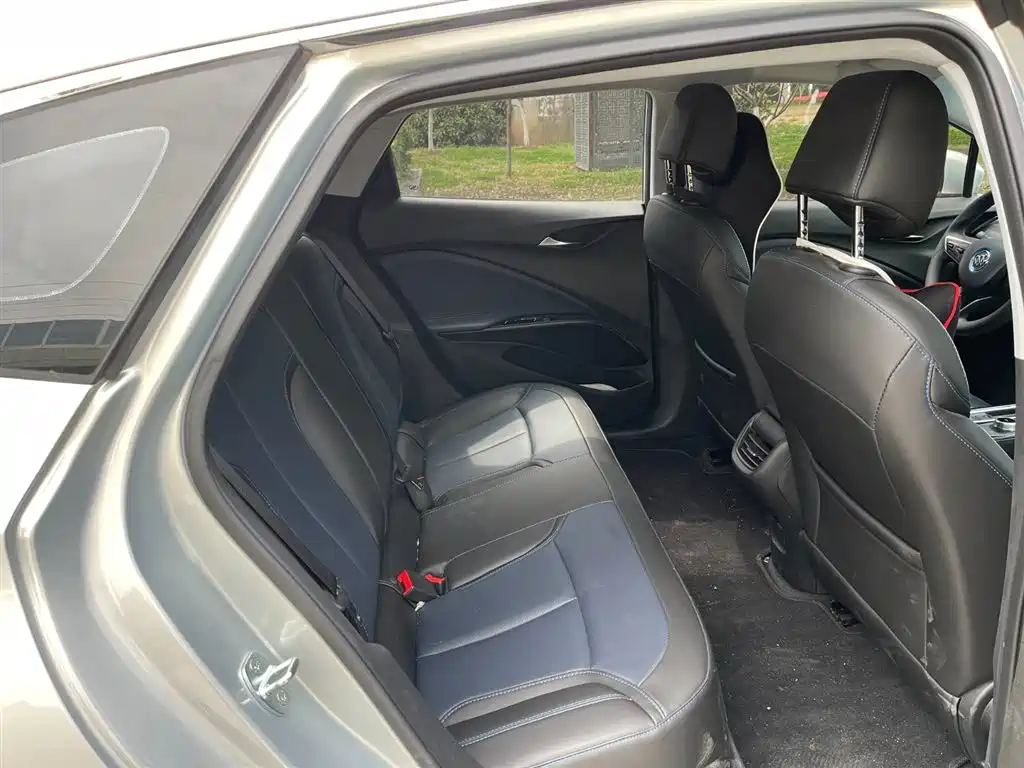 BUICK SLIGHTLY BLUE 6