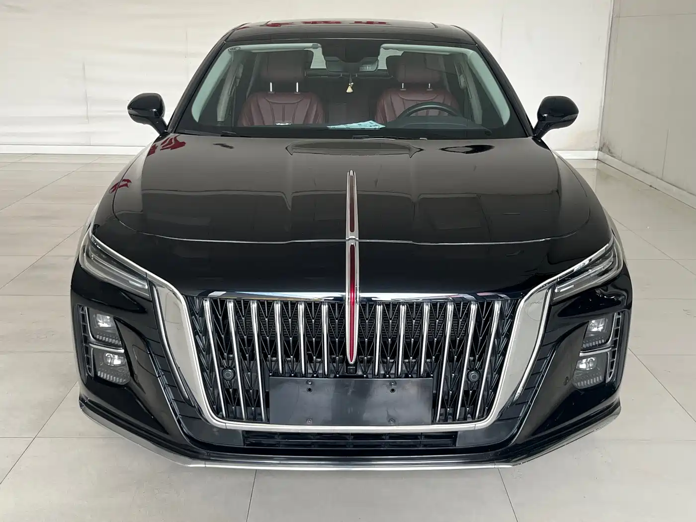 Фото 2 - Hongqi H5