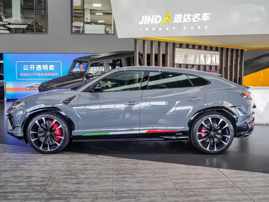 Lamborghini Urus 2024 2023 4.0T V8 S