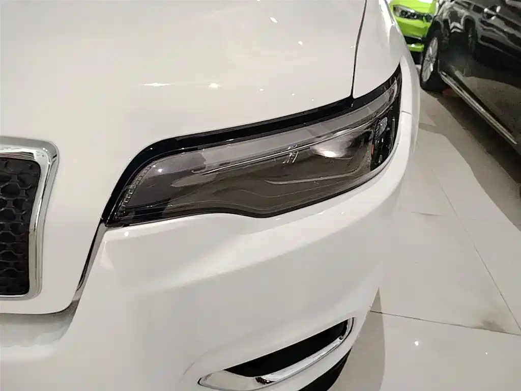 Jeep Cherokee 2019 2019 2.0T 2WD Smart Edition China V