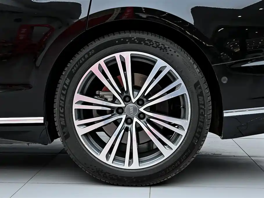 Audi A8 2019 Plus A8L 55 TFSI quattro Prestige фото 37