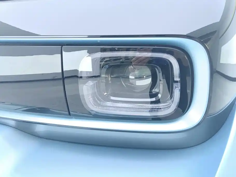 Baojun E300 2021 2020 Plus Stellar Smart Fun Edition