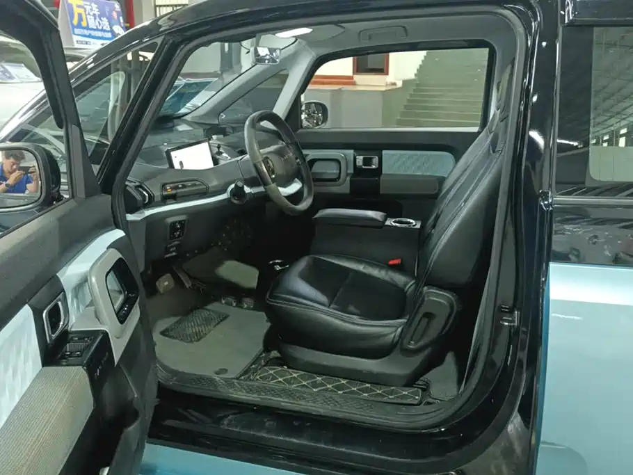 Baojun E300 2021 2020 Plus Stellar Smart Fun Edition