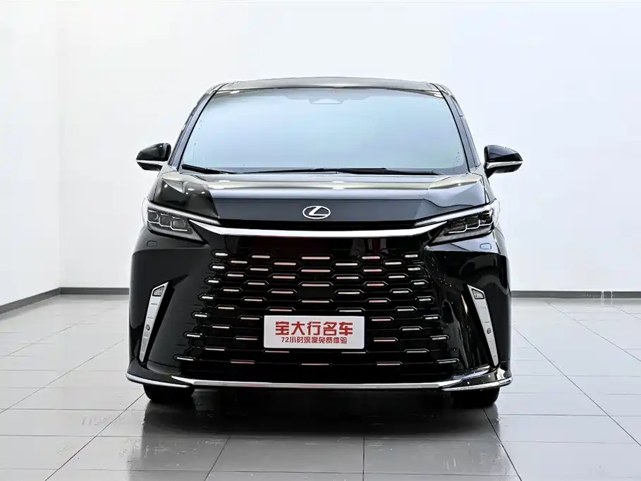 Lexus LM 2023 500h 6-Seater Prestige Edition фото 3