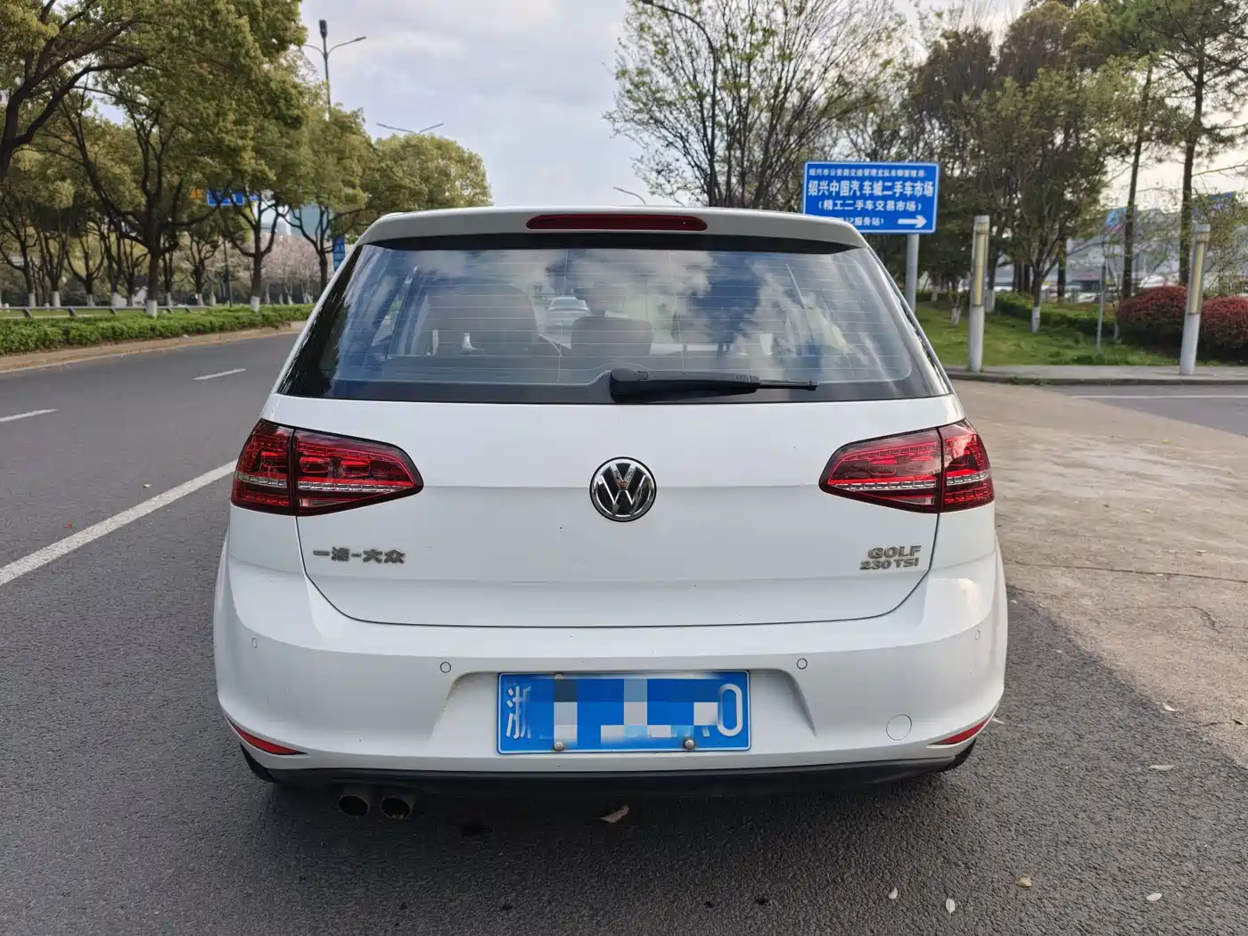 Volkswagen Golf 2016 230TSI Automatic Luxury фото 4