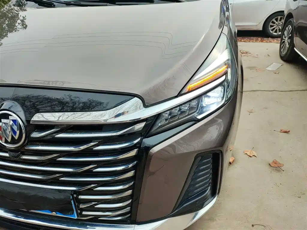 BUICK GL8