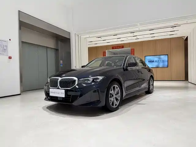 BMW I3