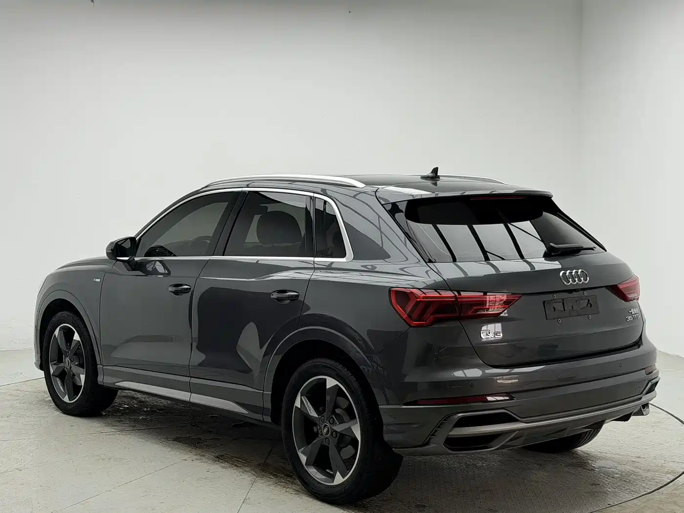 Audi Q3 2023 2023 35 TFSI Fashion Dynamic (1.4T)