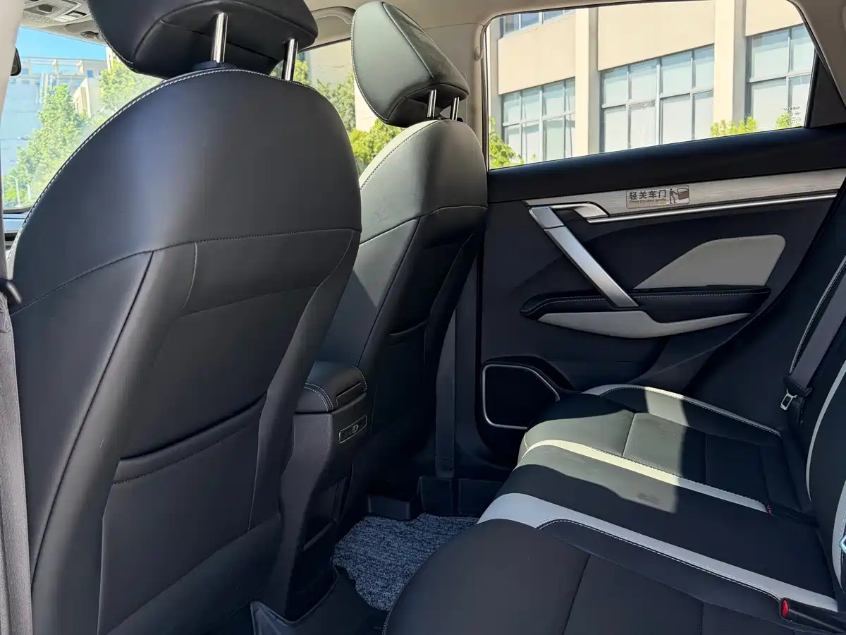 Geely Coolray 2020 2020 PRO 240T DCT Hunter
