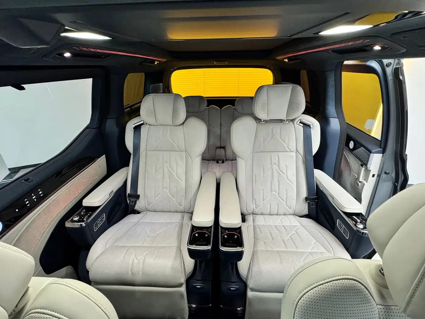 ZEEKR EXTREME KRYPTON 009