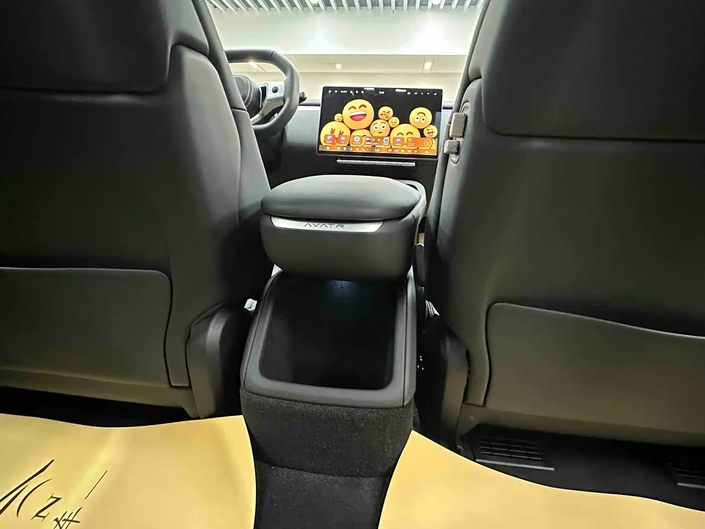 Avatr 12 2025 Facelift Max EV фото 21
