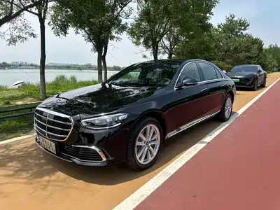 Mercedes-Benz S