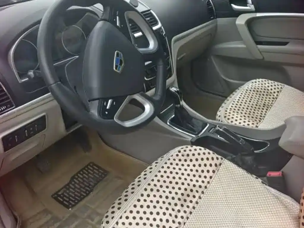 Geely Emgrand 2015 2015 Sedan 1.5L Manual Upward Edition