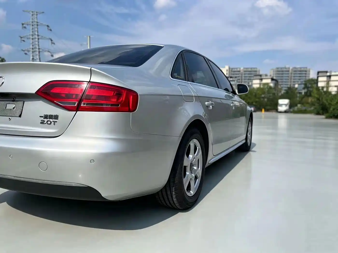 Audi A4L 2009 2010 2.0 TFSI Standard