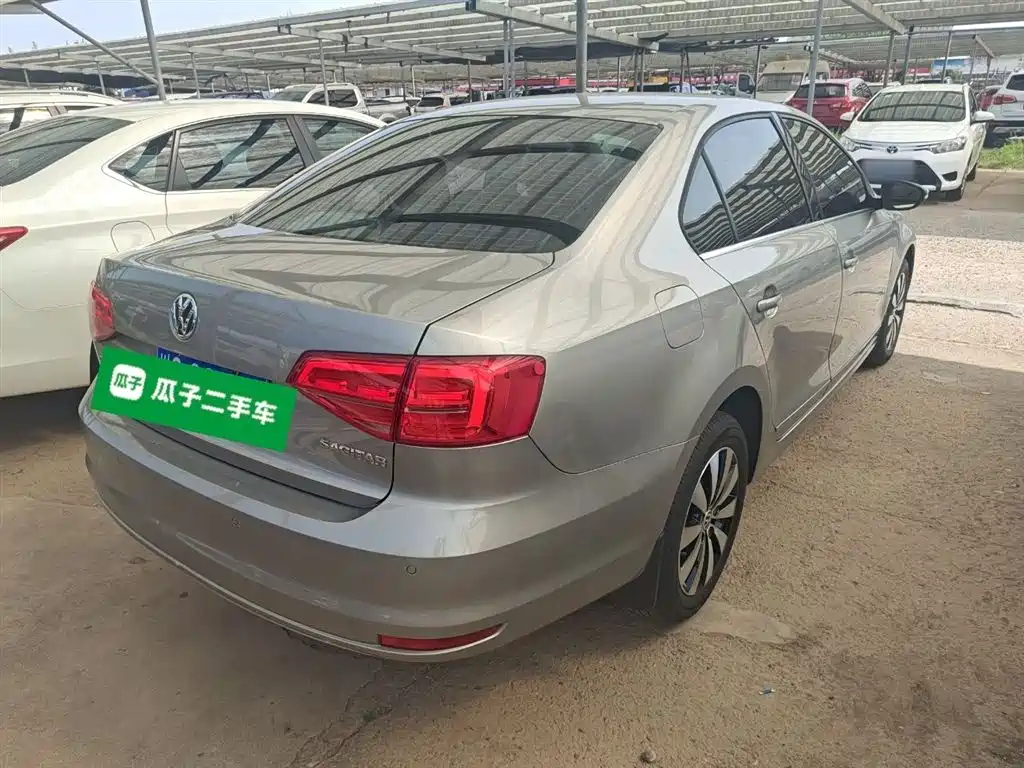 Volkswagen Sagitar 2018 1.6L Automatic Comfort фото 4
