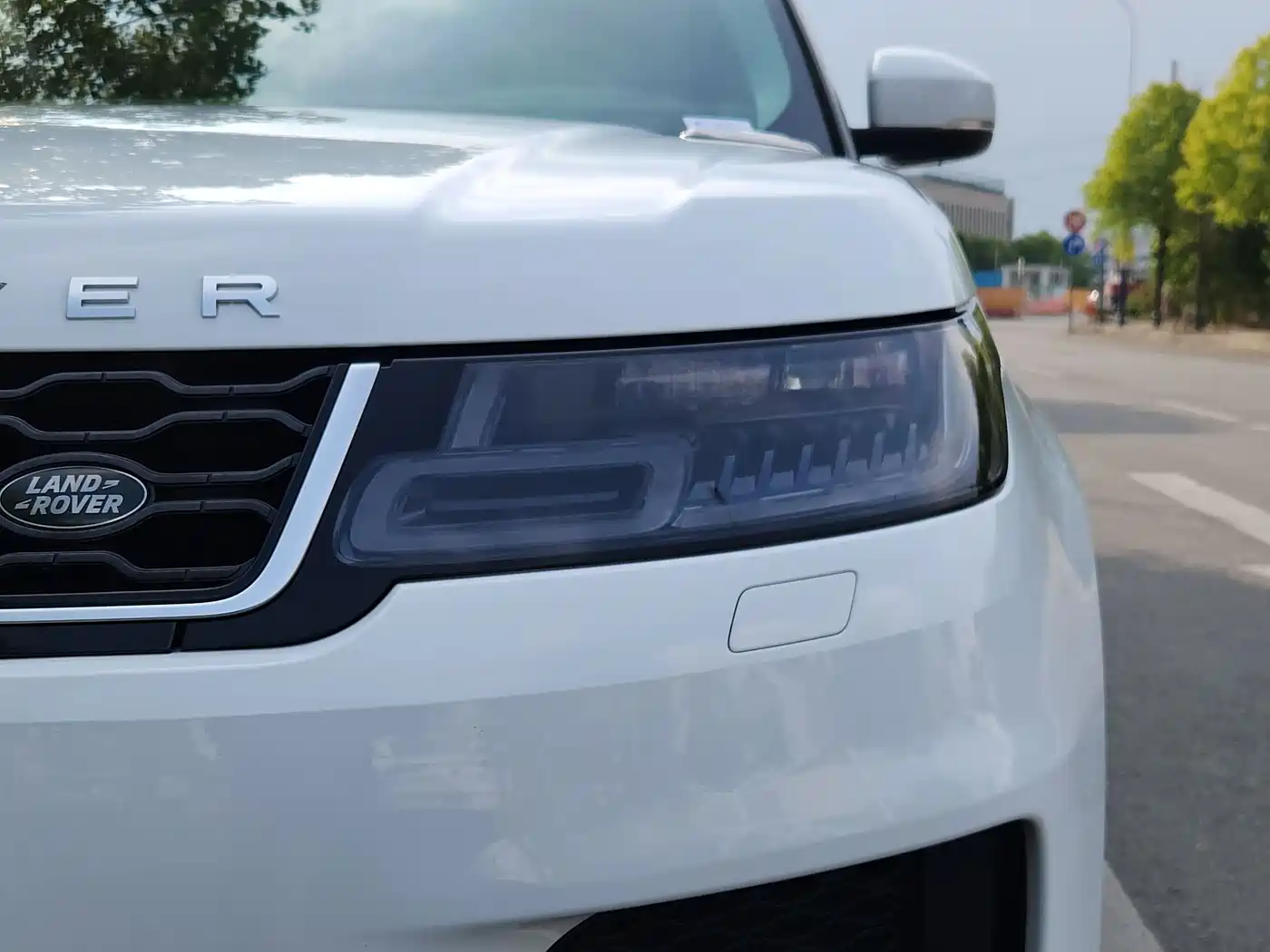 Land Rover Range Rover Sport 2021 3.0 L6 SE фото 4