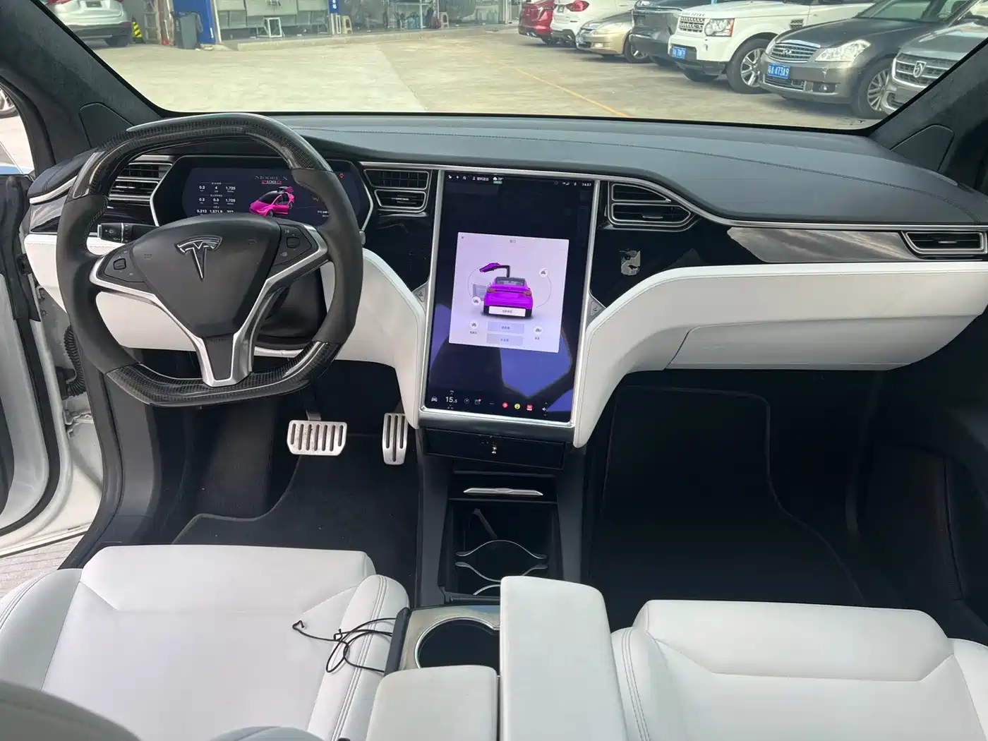 TESLA MODEL X