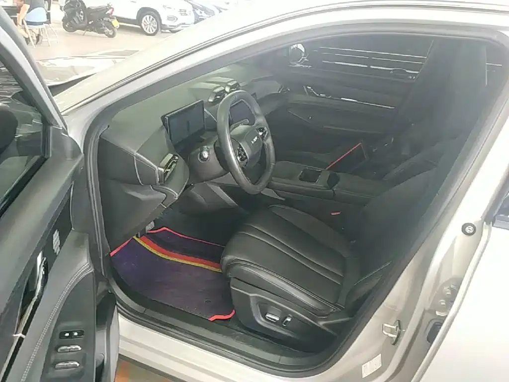 Dongfeng Aeolus Dongfeng Fengshen L7 2024 2024 205 Pro